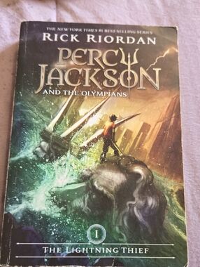Percy Jackson and the Olympians: The Lightning Thief - Green Cover